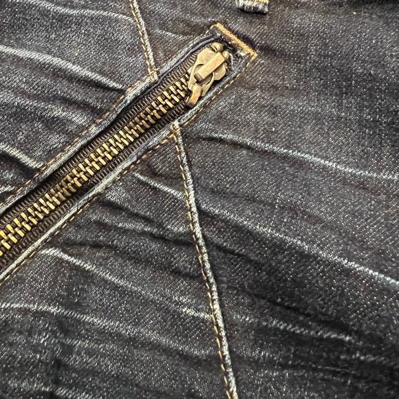 Guess Straight Leg Skinny Jeans - Size 26 - Picture 6 of 7